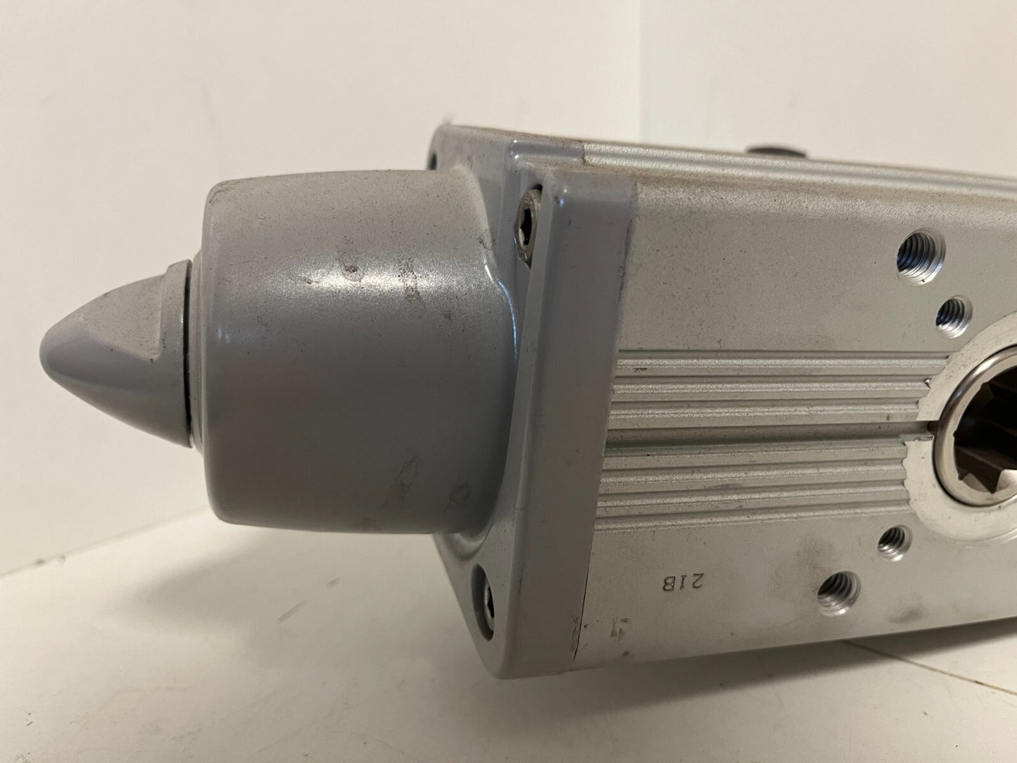 Festo VZBA-2"VW-63-T-22-F0507-V4V4T-P590-R-90-4-C + SRCC-C-63-YR90-MW Positioner