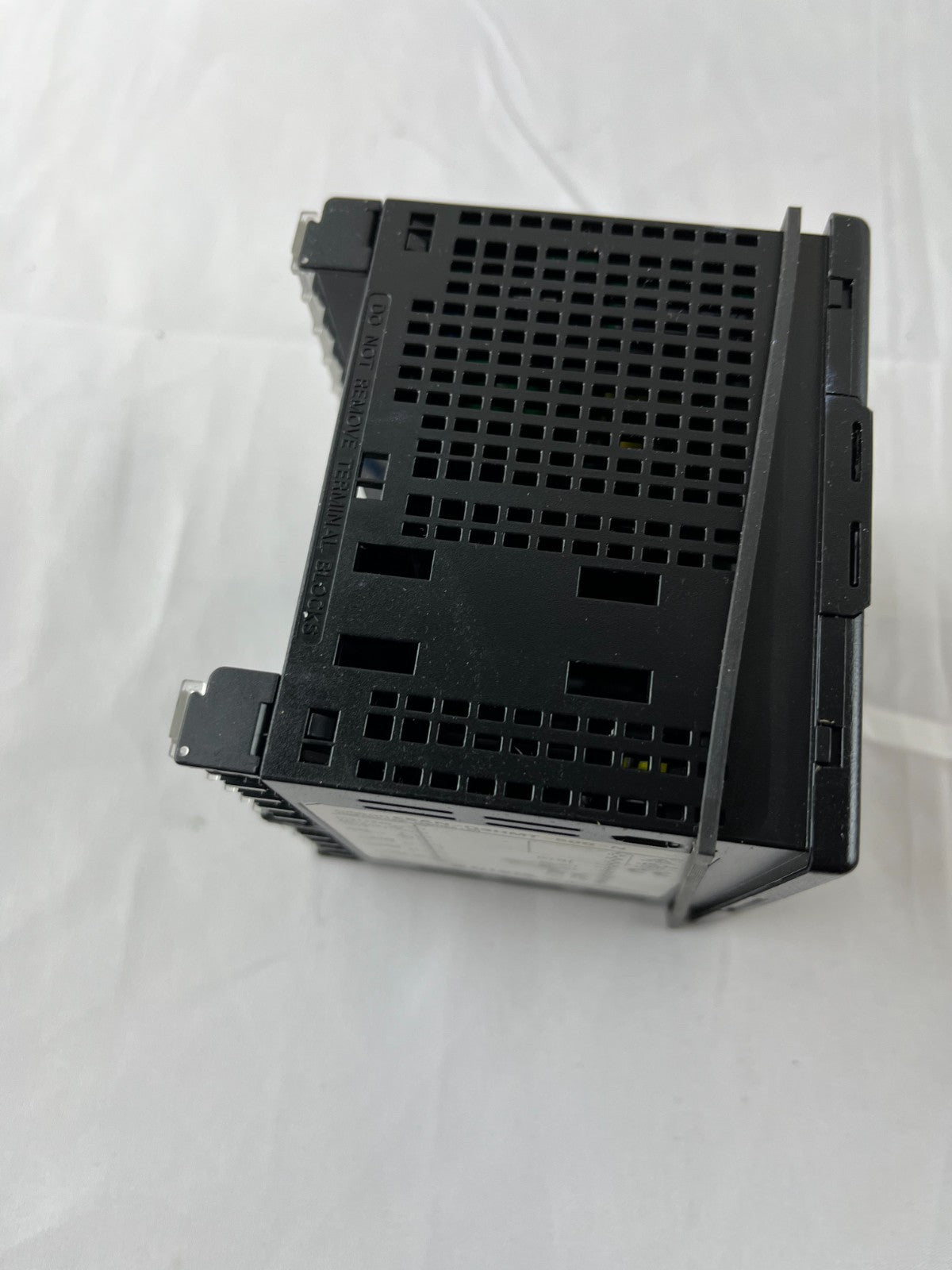 Omron E5AN-Q3HMT-500-N Digital Temperature Controller PID 96x96mm 3-Output USED