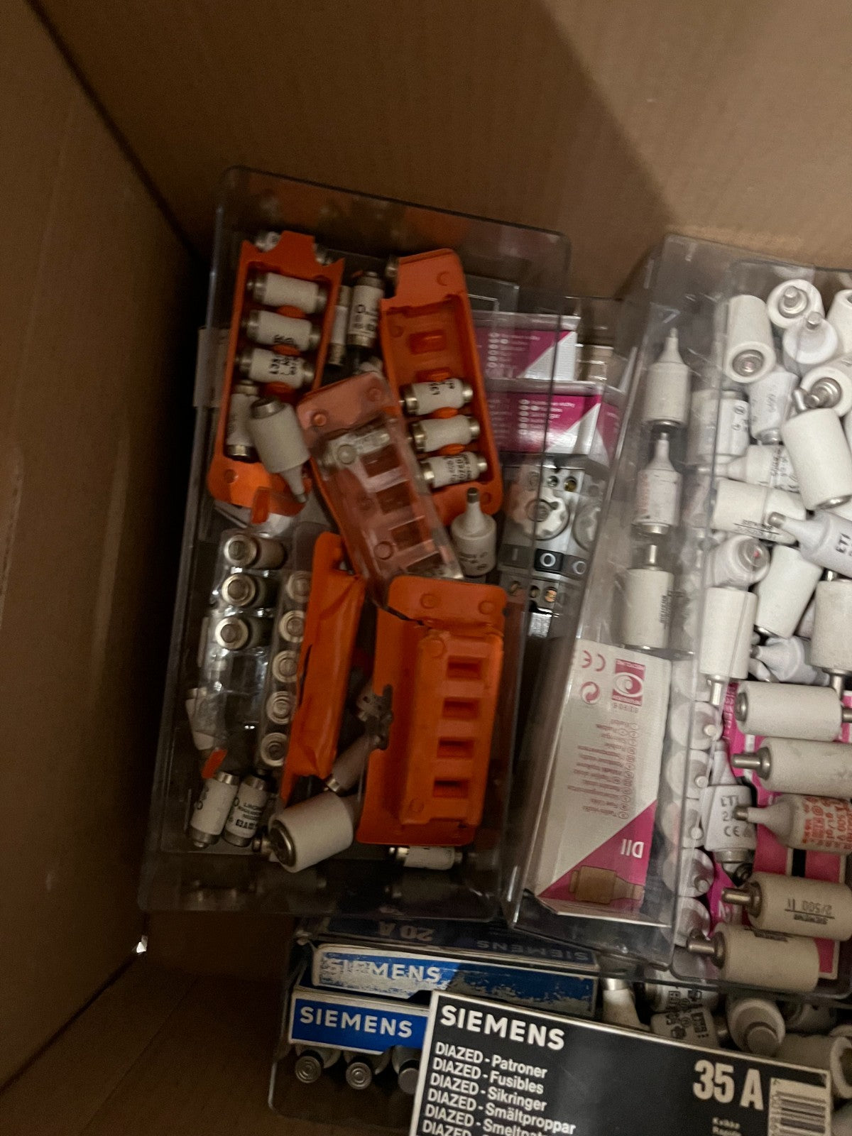 Siemens Diazed Fuse Lot Mixed Amperage 2A–35A Ceramic Industrial Used/New Bulk