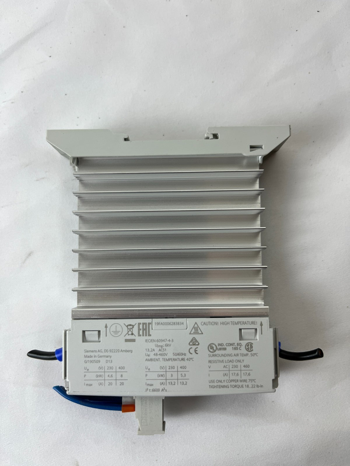 Siemens 3RF2320-1DA44 SIRIUS Solid State Relay 20A 460V 24VDC Coil Used Spare