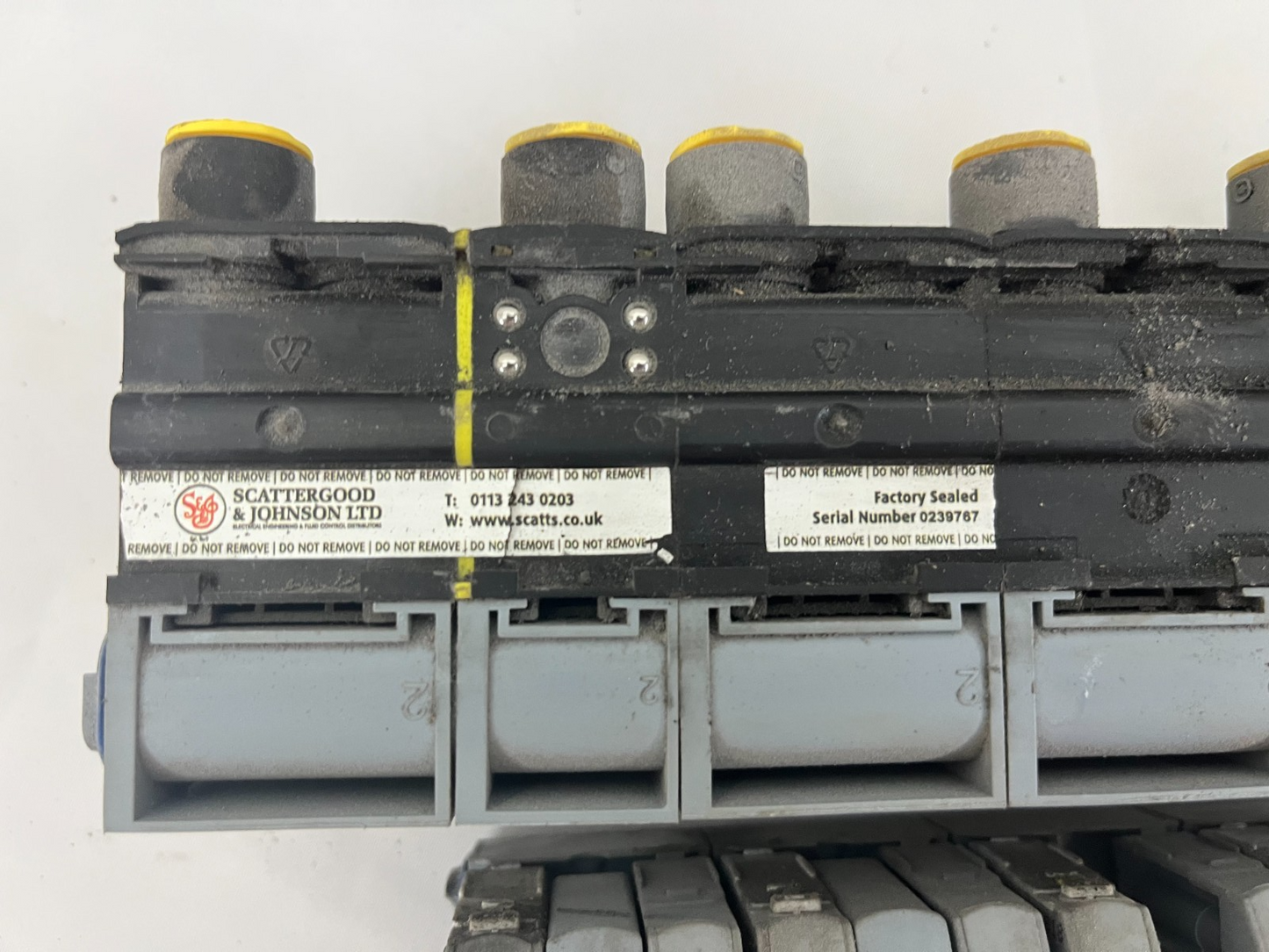 Scattergood & Johnson Pneumatic Valve Manifold Bundle Multiple Stations, Used