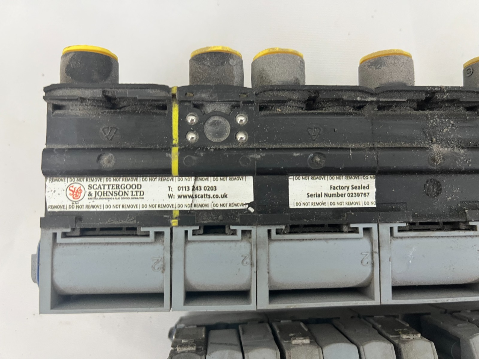 Scattergood & Johnson Pneumatic Valve Manifold Bundle Multiple Stations, Used