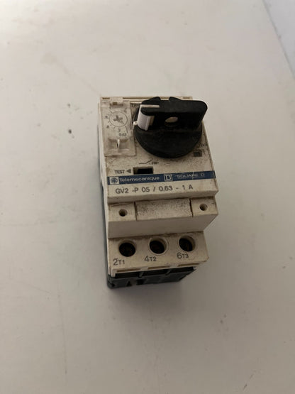 Schneider Telemecanique GV2P05 0.63–1A Motor Circuit Breaker with VU05 IEA02