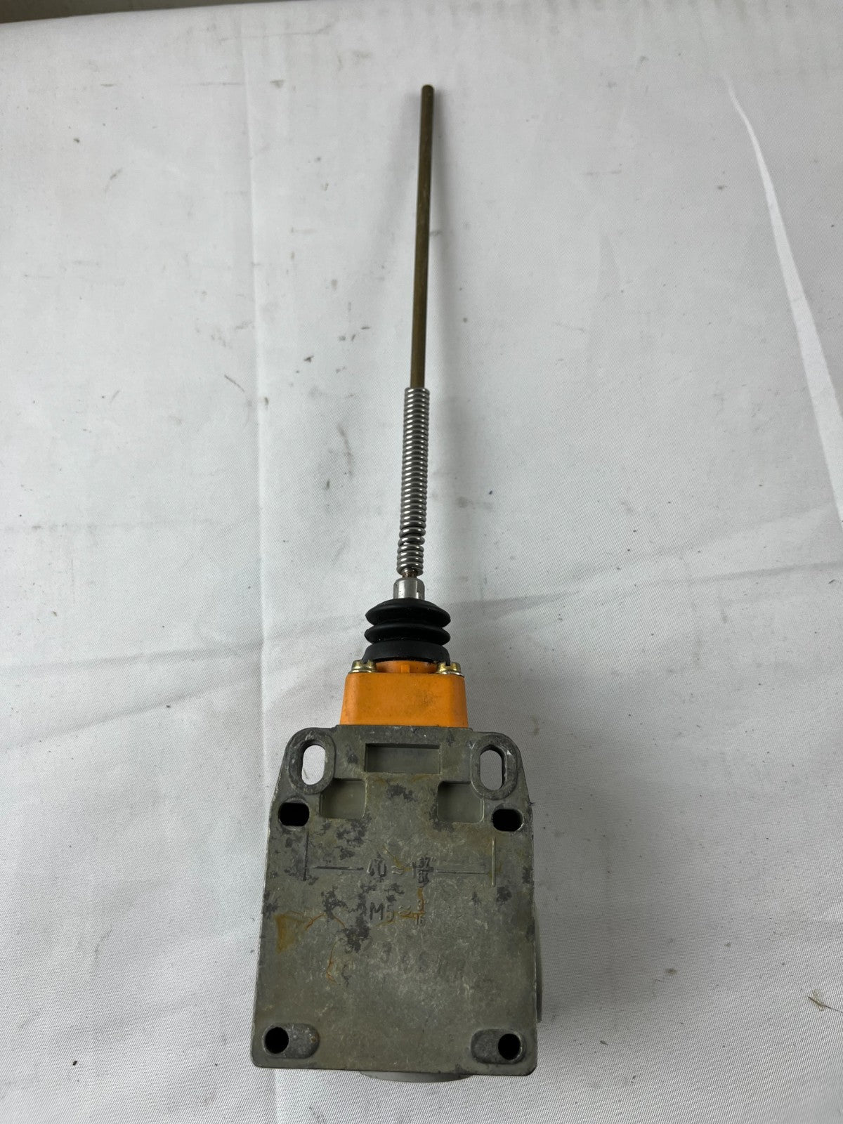Siemens 3SE3 100-1FC Limit Switch Flexible Rod IP67 Used Spare Parts