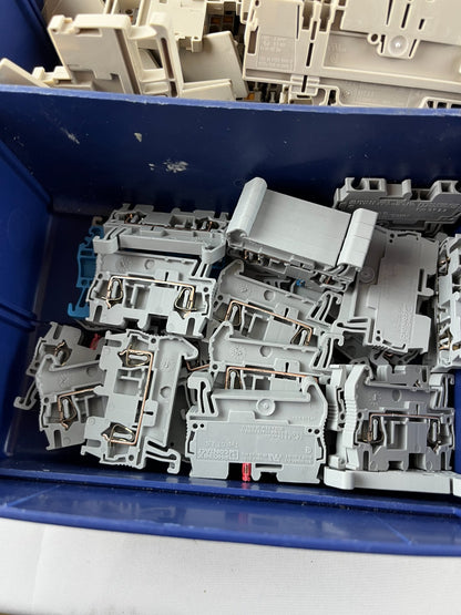 Phoenix Contact DIKD 1.5 Disconnect Terminal Block Lot aprox 75pcs Used Grey DIN