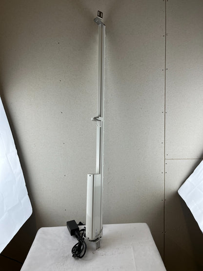 SMC IZS41‑1120‑06B Bar Type Ionizer With Brackets And 24V PSU, Used Spare Unit