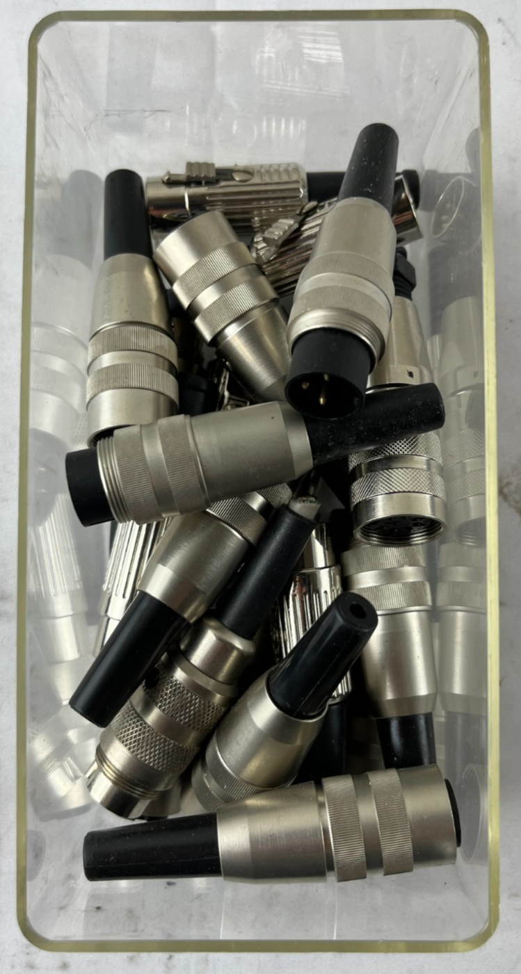 Industrial Circular Metal Connectors Male Female Bundle Used Spare Parts