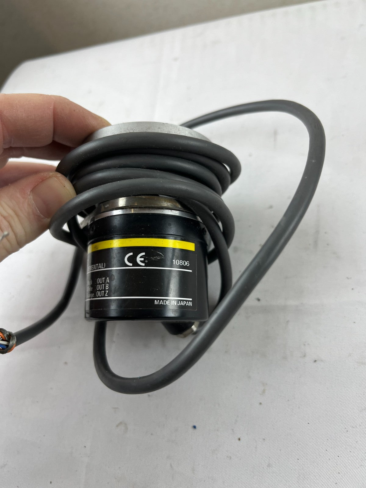Omron E6C2-CWZ5B Rotary Encoder 1000 P/R 12–24 VDC Incremental Used Spare