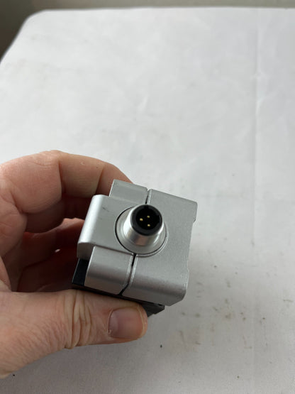 Balluff BES022A BES Q40KEU-USU15B-S21G Inductive Sensor 20-250V Used Spare Part