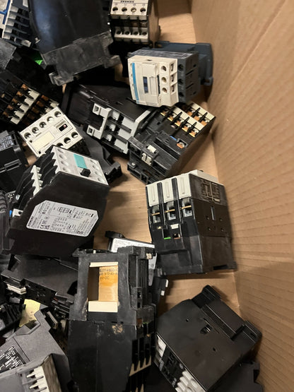 Siemens 3TH / 3TF Contactor Relay Huge Lot Mixed 24V DC AC Used Bundle Spares