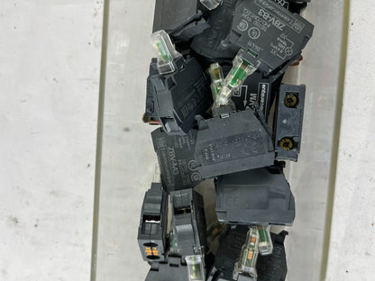 Schneider Electric ZBVM3 Harmony ZBV Green LED Light Blocks 230–240 V AC Lot Mix