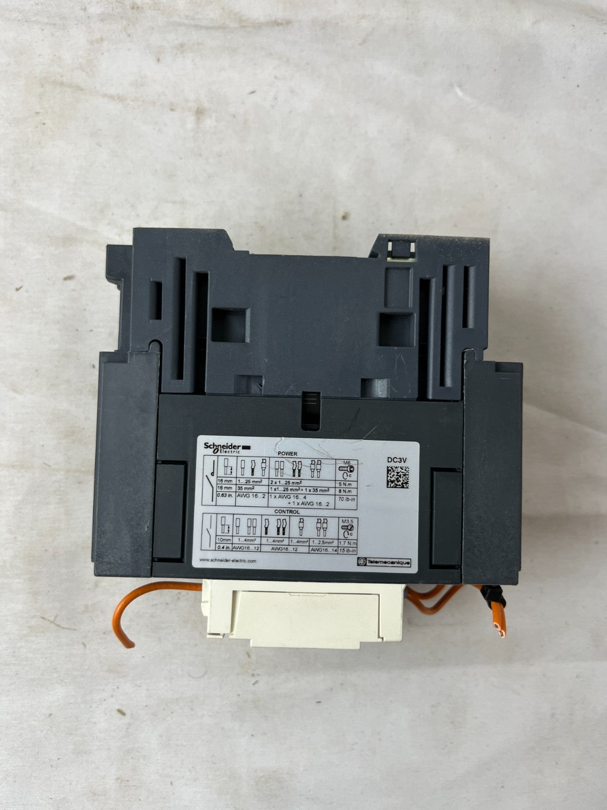 Schneider LC1D65A TeSys Contactor 80A 24V DC Coil Used Spare Unit