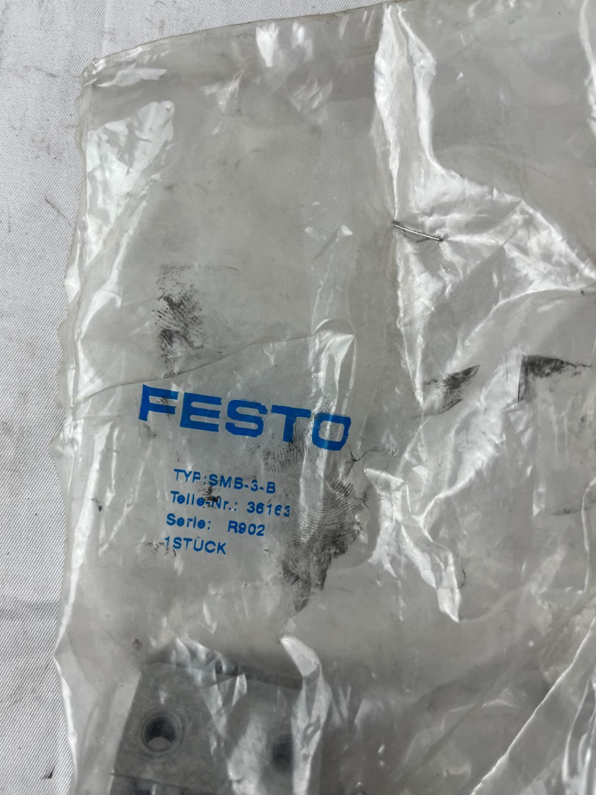 Festo SMB-3-B 36163 Mounting Kit for Proximity Sensors Size 3 New Unused Spare