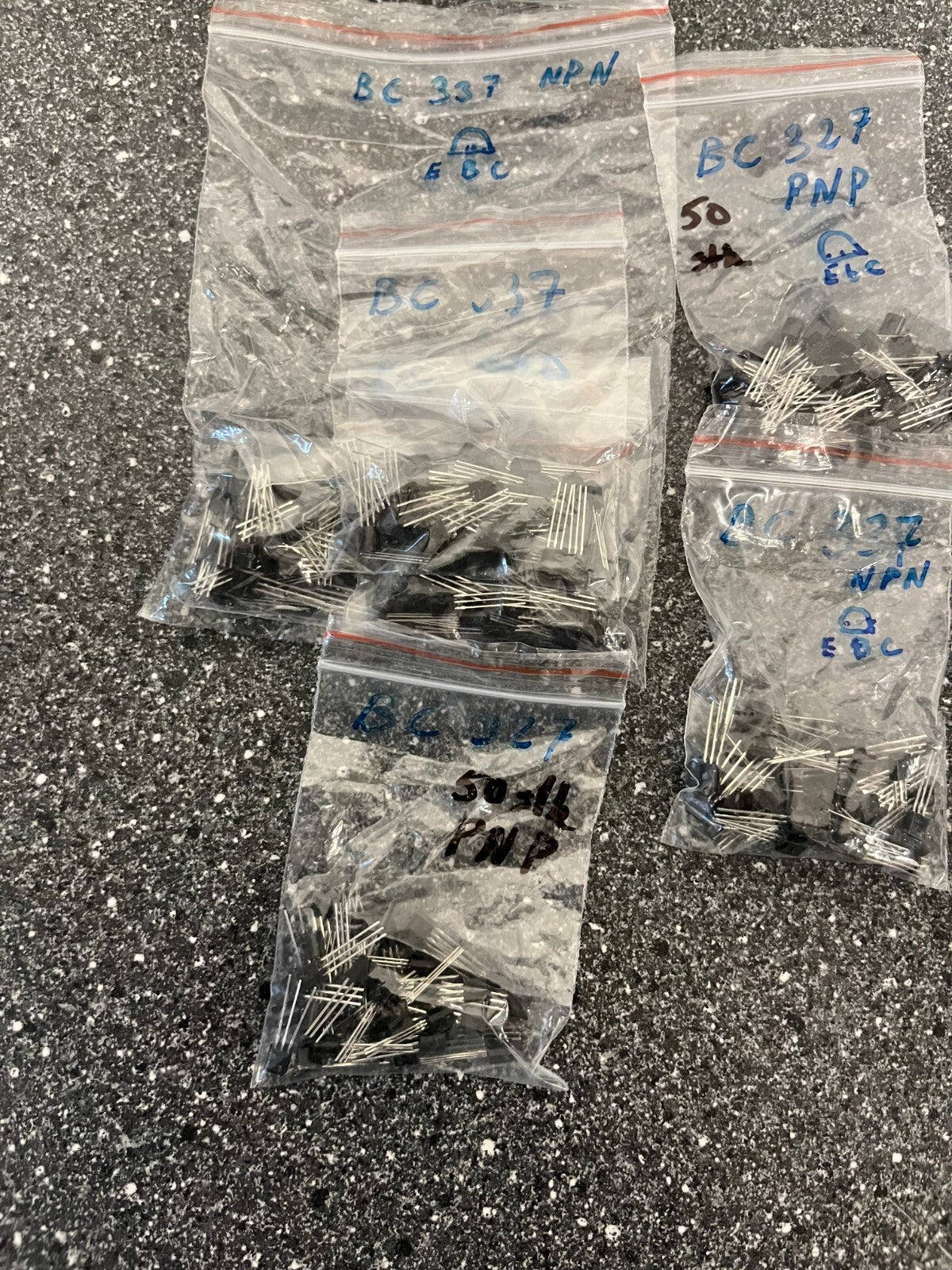 200+ New BC327 & BC337 Transistors (PNP/NPN) - Assorted Values for Electronics