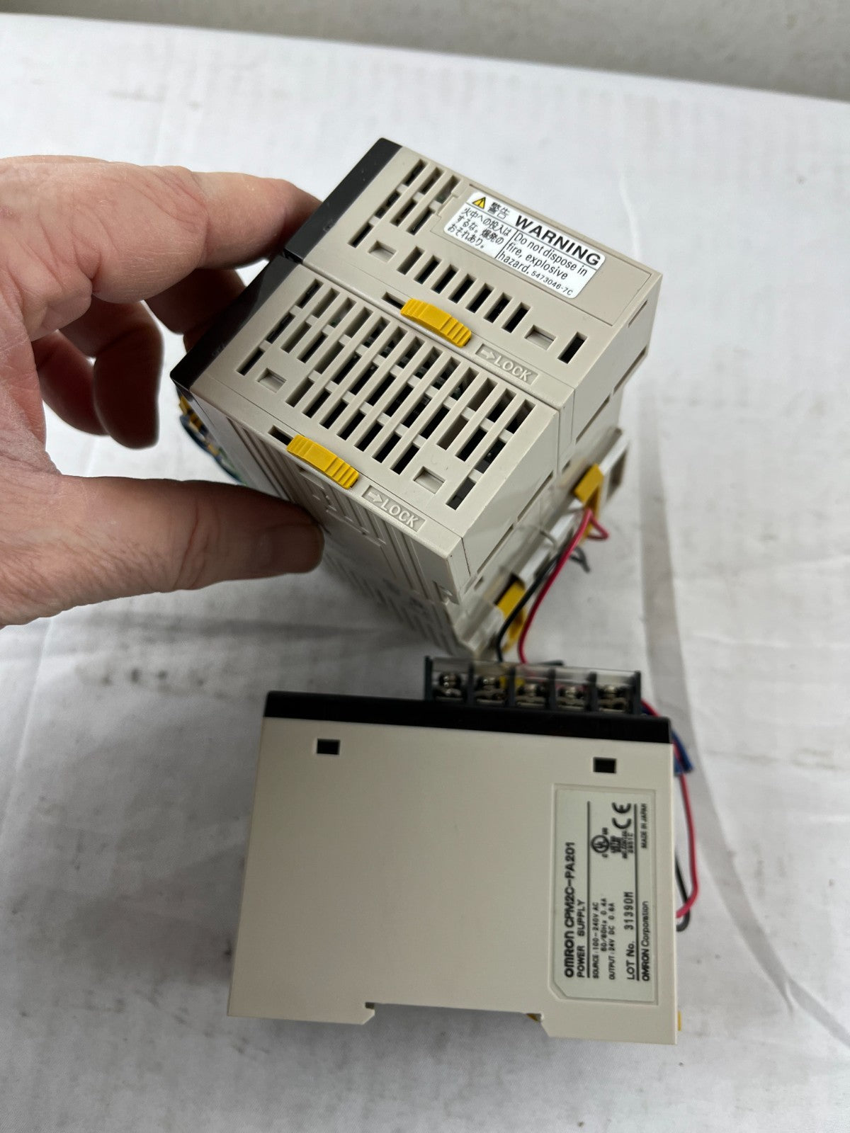 Omron CPM2C PLC System CPM2C-20CDR-D CPU with CPM2C-10EDR I/O and CPM2C-PA201
