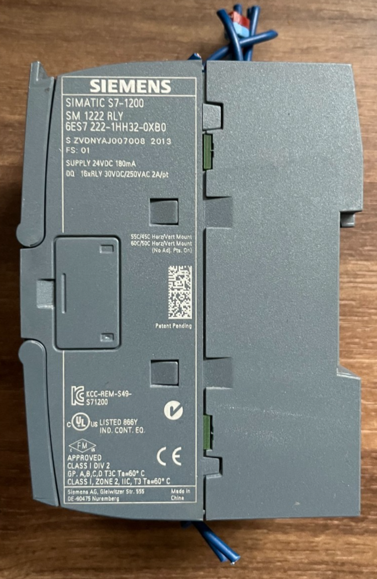 Siemens 6ES7 222-1HH32-0XB0 SM 1222 RLY 16x Relay Output Module 24VDC S7-1200
