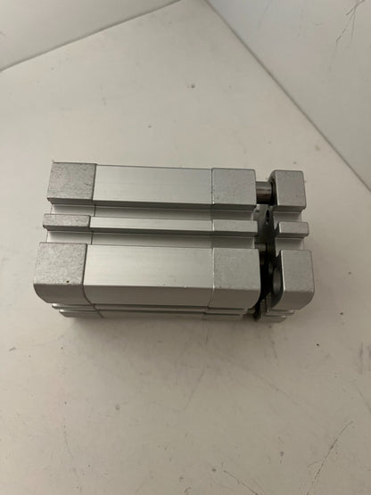 Festo ADNGF-32-25-P-A Pneumatic Cylinder 32mm Bore 25mm Stroke New