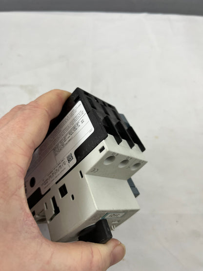 Siemens SIRIUS 3RV1321-4BC10 Motor Protection Circuit Breaker, 20A, 3-Pole, Used