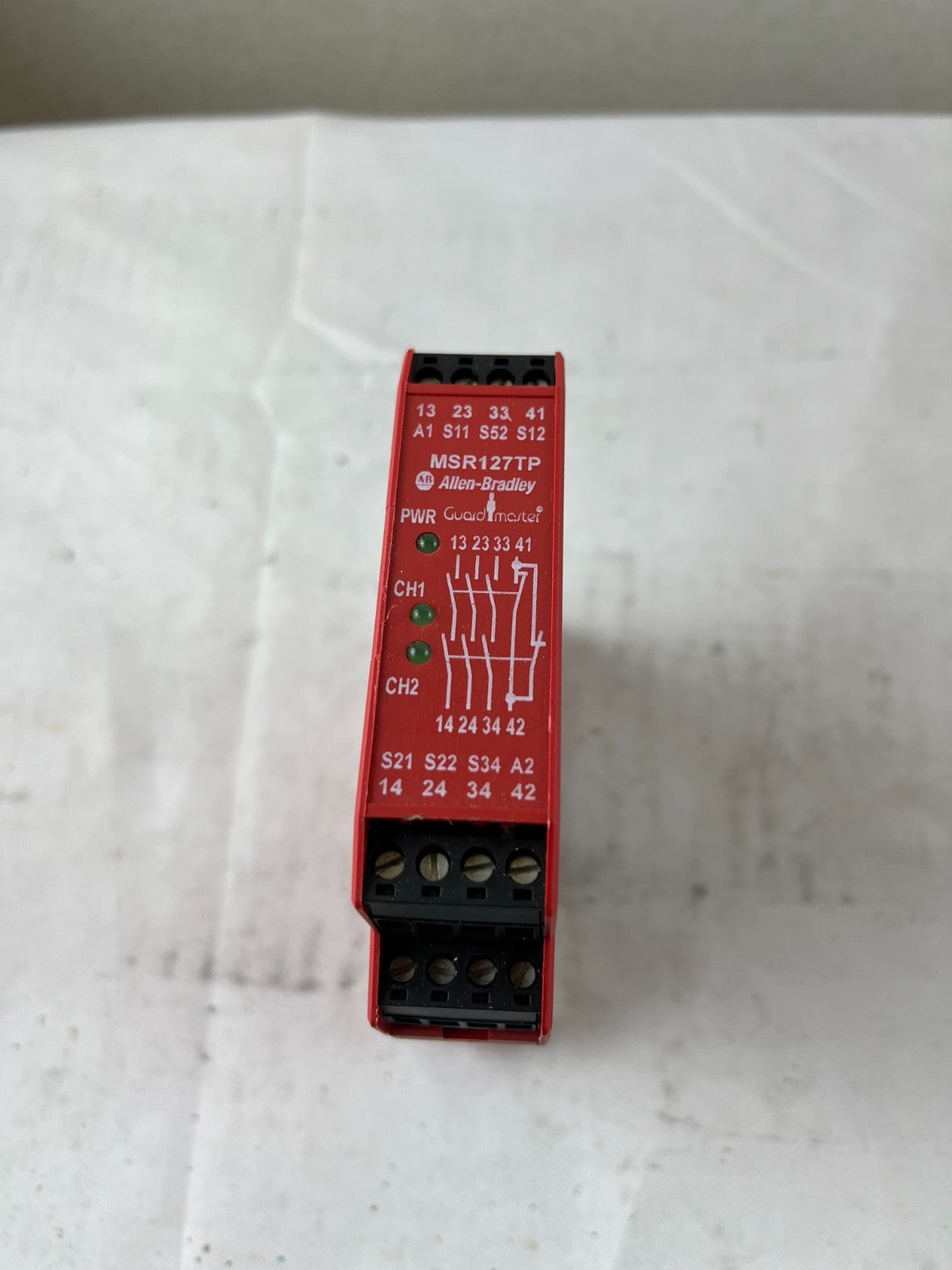 Allen Bradley Guardmaster MSR127TP 440R‑N23130 Safety Relay 230VAC 3NO+1NC USED