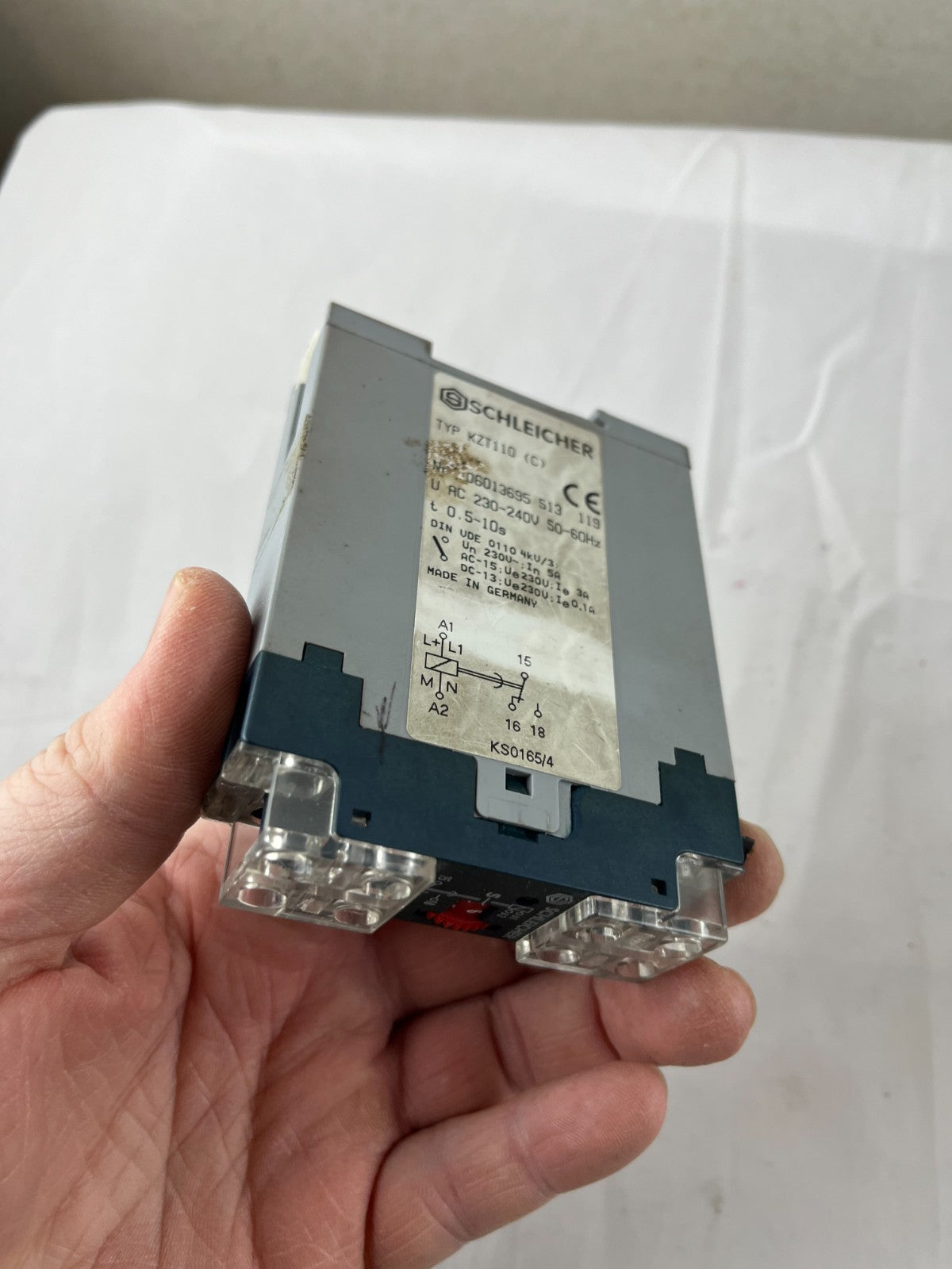 Schleicher KZT110 (C) Time Delay Relay 230-240V 0.5-10s 06013695 Germany NEW