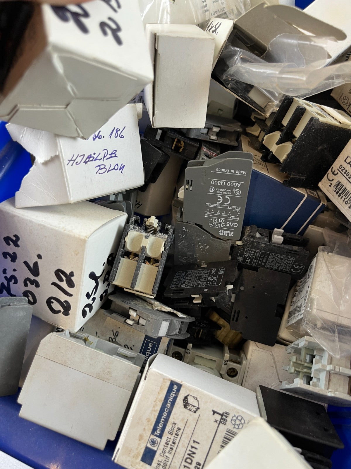 Telemecanique ABB Auxiliary Contact Blocks Mixed Lot LA1DN11 LA1DN02 CA5