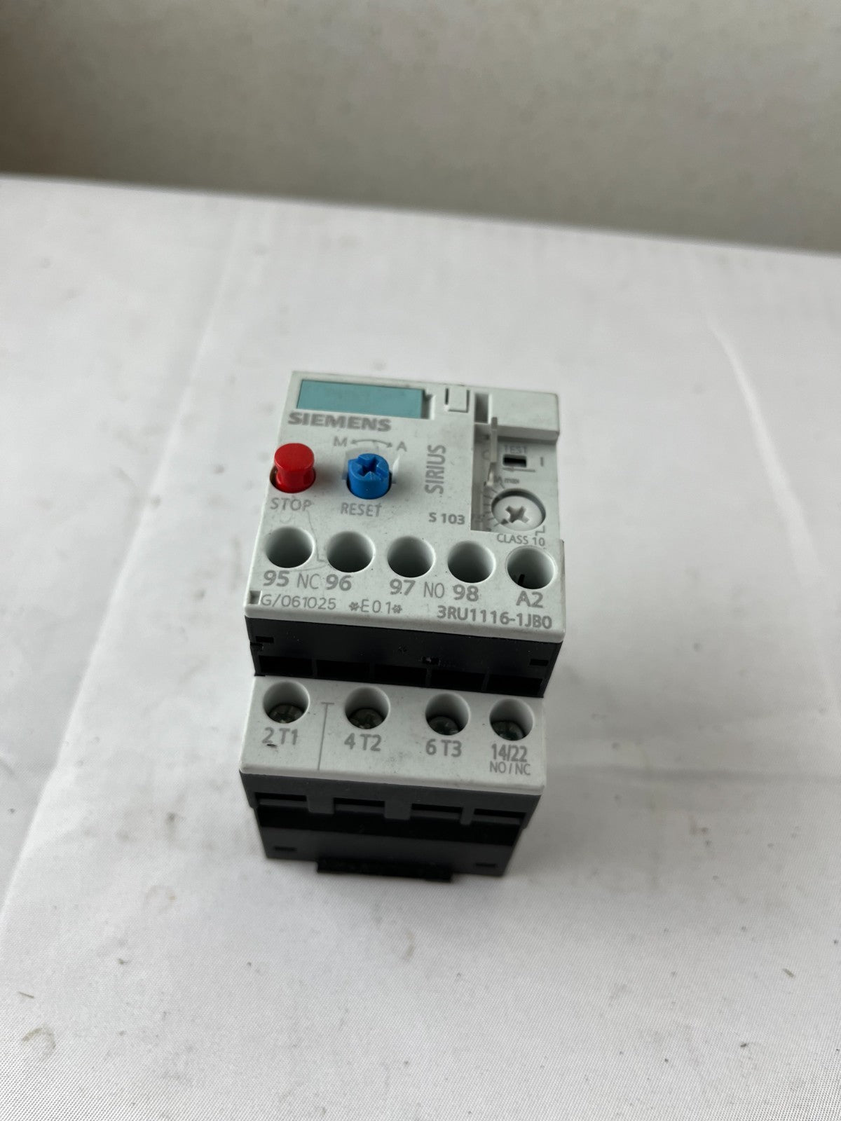 Siemens SIRIUS 3RU1116-1JB0 Thermal Overload Relay 7–10A Class 10 Used Spare