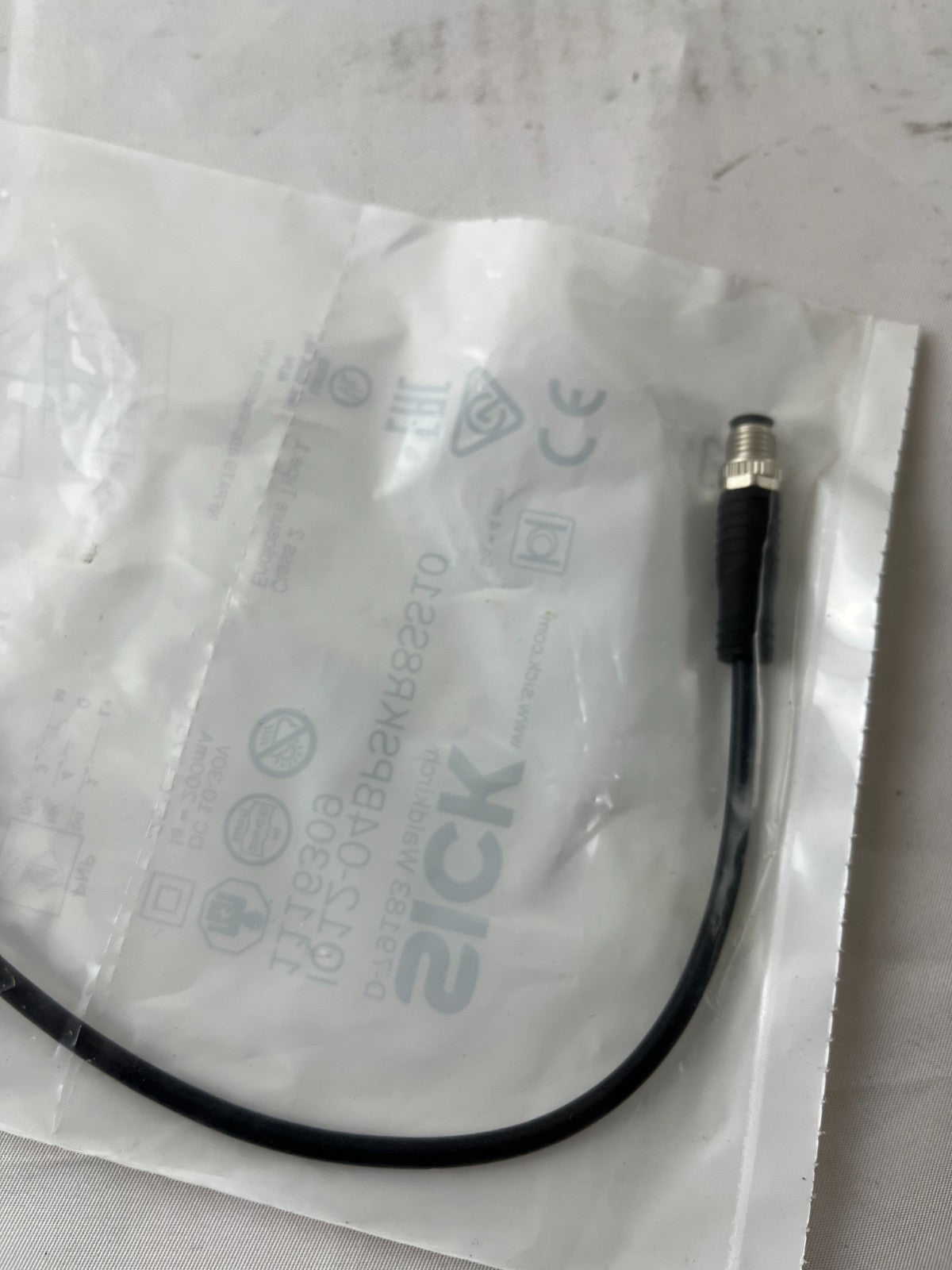 SICK IQ12-04BPSKR8SS10 Proximity Sensor NEW 4mm PNP M8 Inductive 1116309 Sealed