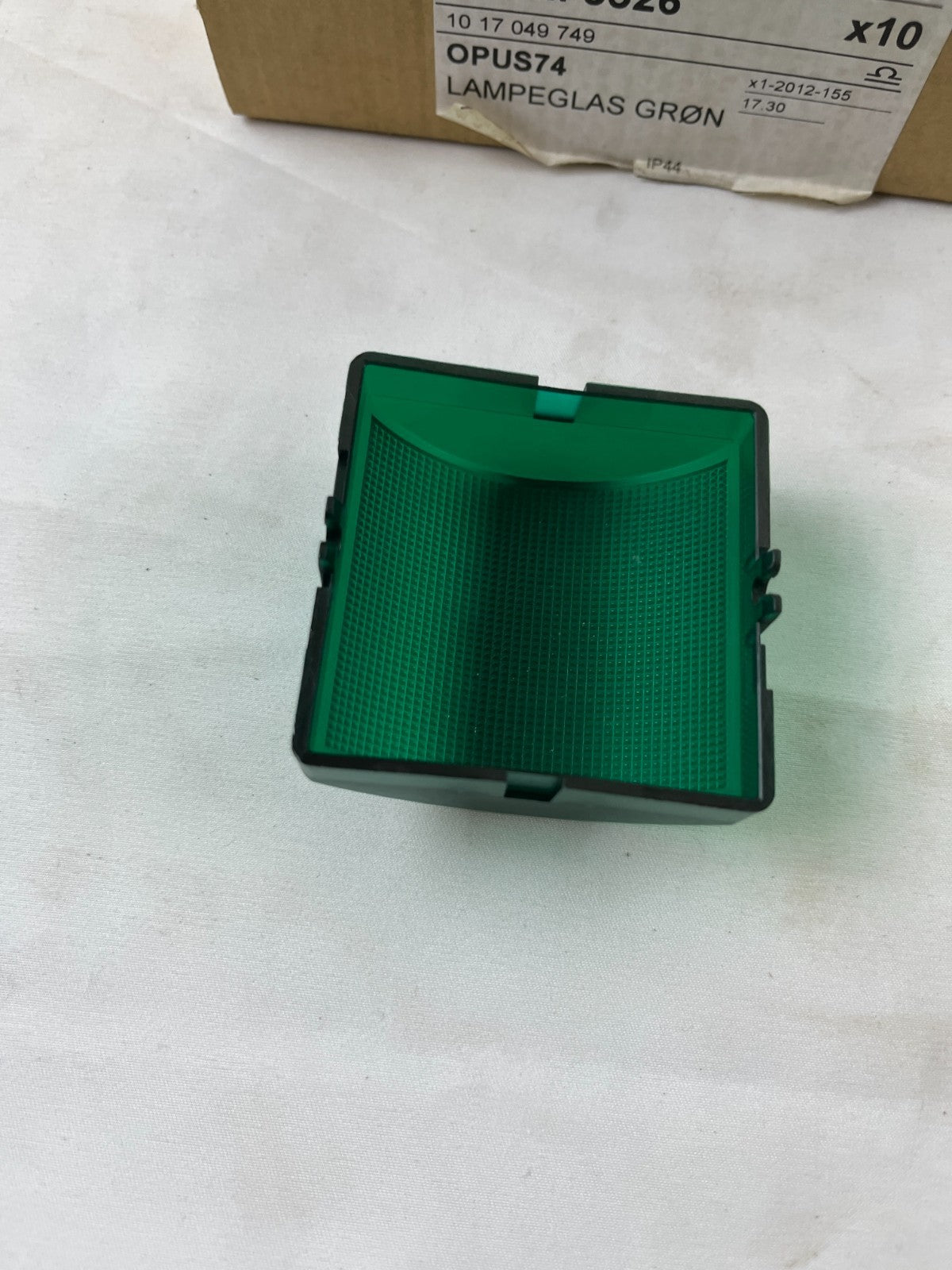 Lot of 9x Omega OPUS74 Green Indicator Lens Lamp Glass 520M5526 IP44 New