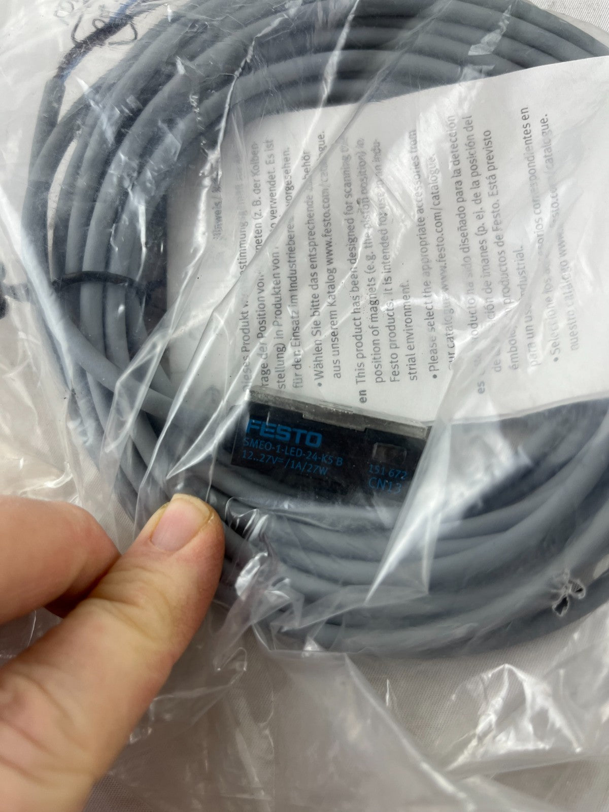 FESTO SMEO-1-LED-24-K5-B Sensor NEW Magnetic Reed 24V 5m Cable 151672 Sealed