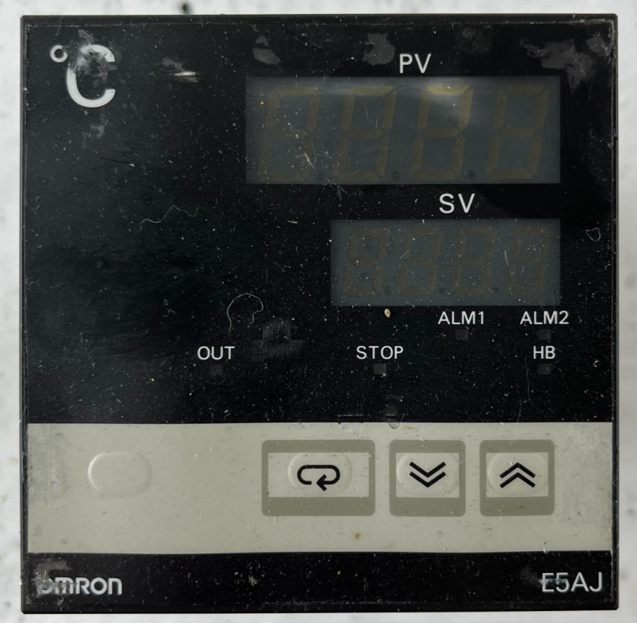 Omron E5AJ-A2HB Temperature Controller 100–240VAC Used Working Spare Unit