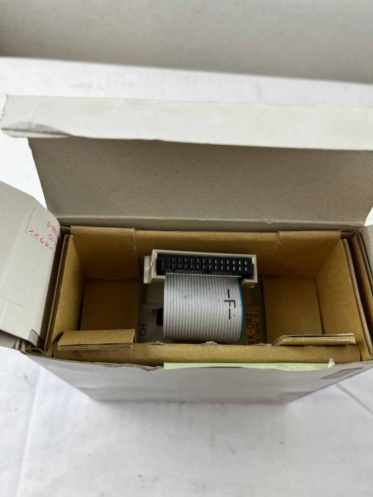 Omron Sysmac C4K-OR2 Output Module 24VDC/250VAC 2A Relay New Open Box