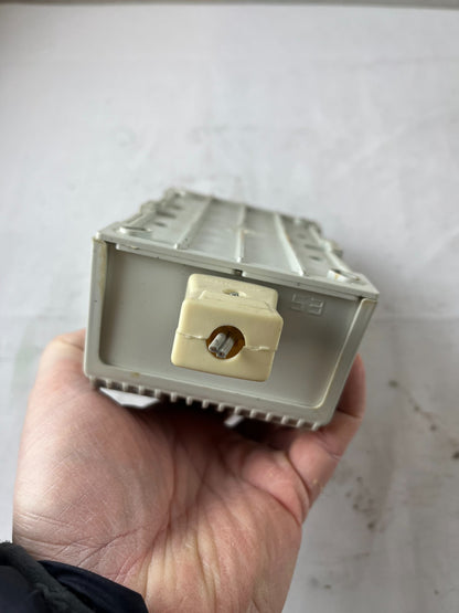 Elsund 40318-902 Typ 709 75VA 220V to 24V 0.5A Control Transformer Used Spare