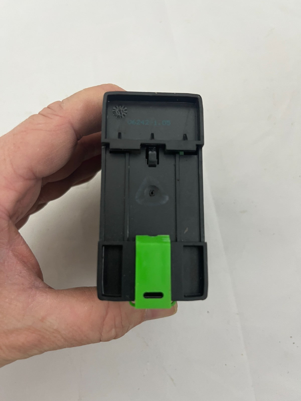 Murr Elektronik 85161 DIN Rail Power Supply 24VDC 1.3A Output 22.5–28v Used