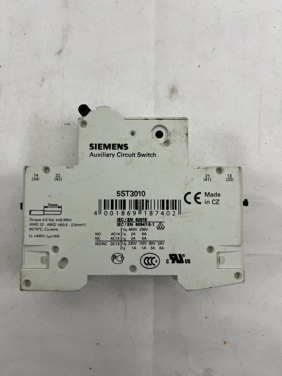 Siemens 5ST3010 Auxiliary Circuit Switch + MCB C6 230/400V, 6A, Used Tested