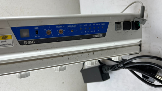 SMC IZS41‑1120‑06B Bar Type Ionizer With Brackets And 24V PSU, Used Spare Unit