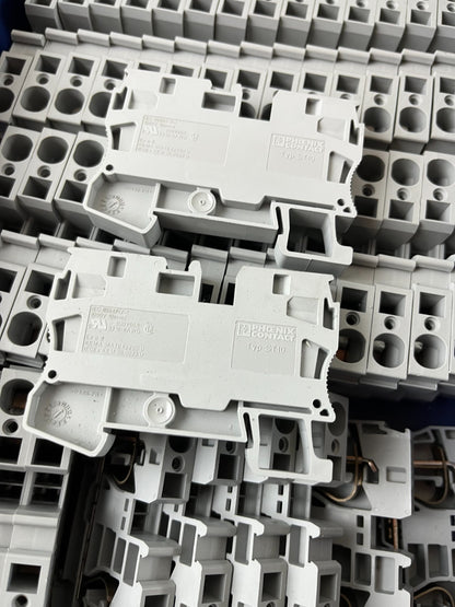 Phoenix Contact Terminal Blocks ST10 DIN Rail Feed Through Lot Used Good Units