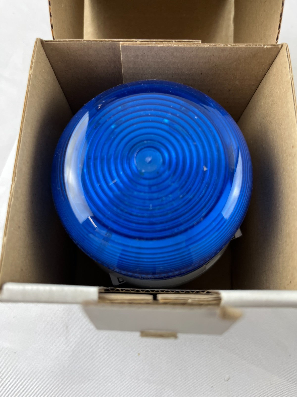 Klaxon QBS‑0020 Flashguard Blue Xenon Beacon 230V AC 3W IP65 Surface Mount New