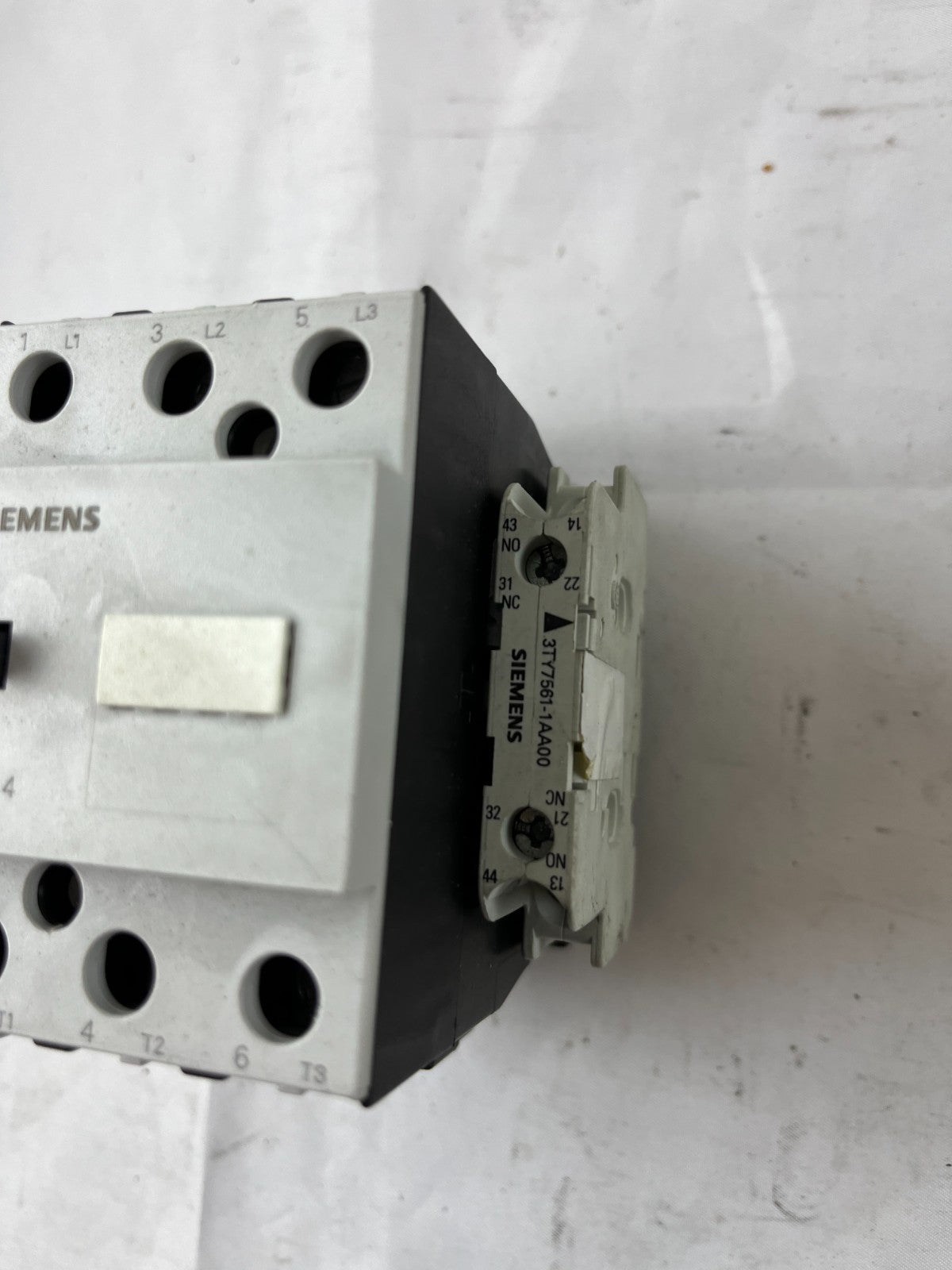 Siemens 3TF44 Contactor 3P w/ 3TY7561-1AA00 Aux Contact Block Used Spare Unit