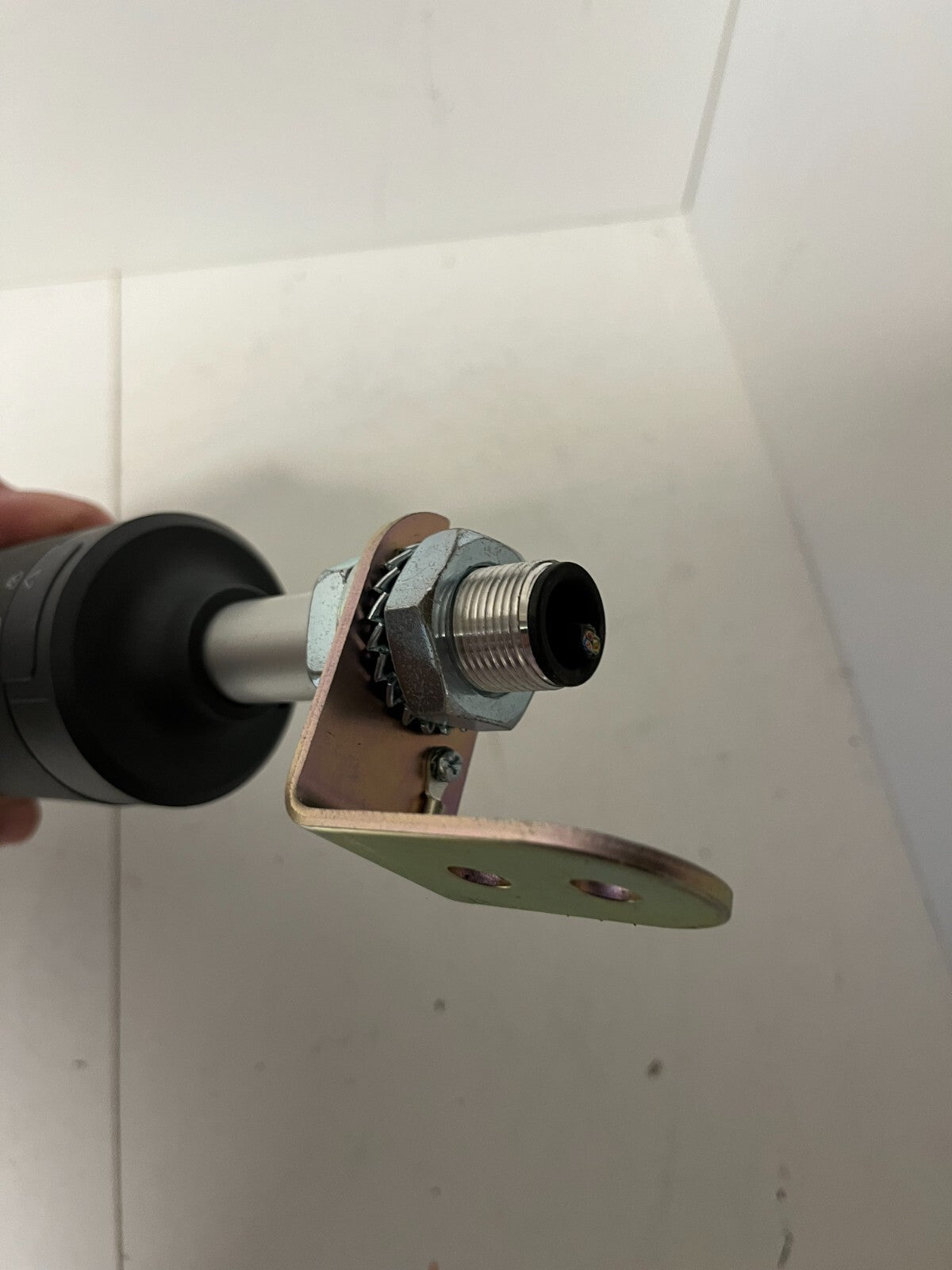 Schneider Electric Actuator Used Working w/ Mounting Bracket - Tested