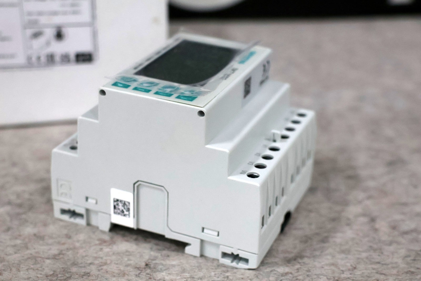 Siemens 7KT1682 PAC1600 3‑Phase Digital Multimeter RS485 LCD DIN Rail New Unit