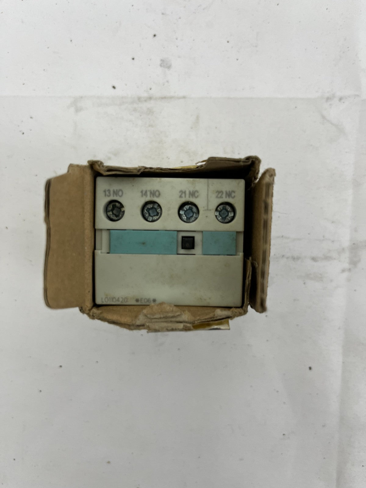 NEW Siemens 3RH1921-1LA11 Auxiliary Switch Block 1NO+1NC SIRIUS Contactor DIN