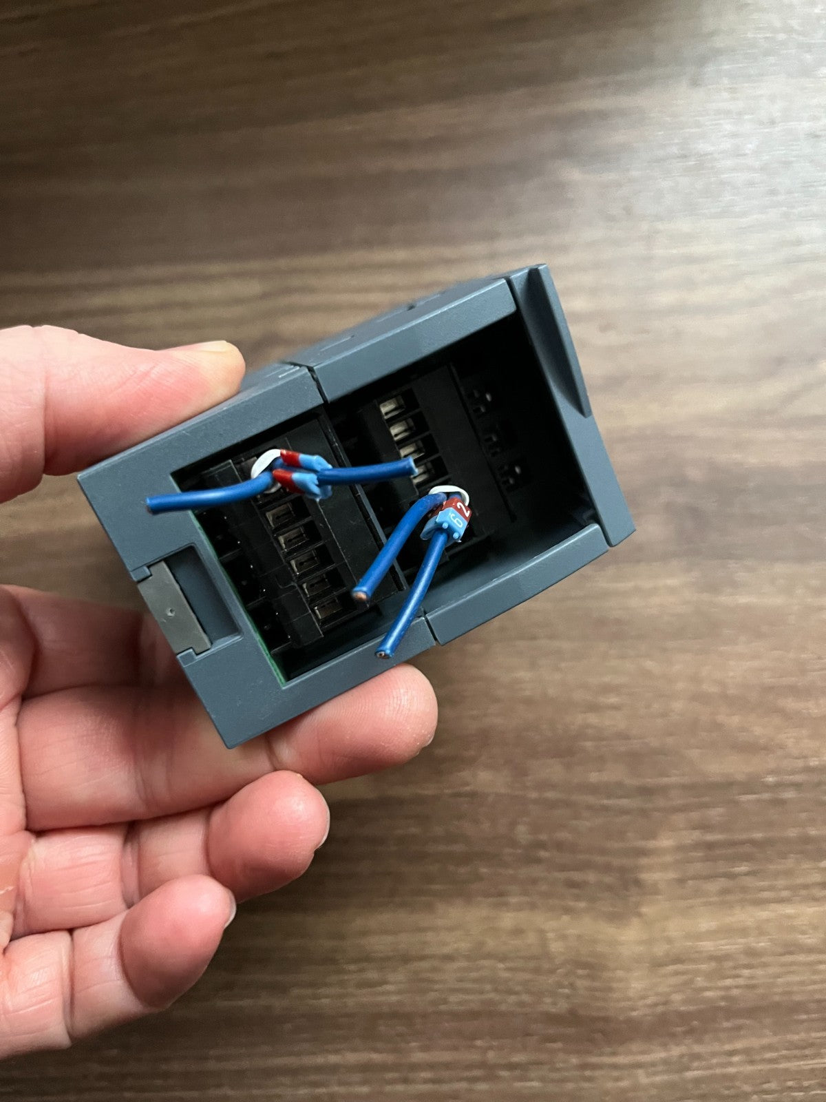 Siemens 6ES7 222-1HH32-0XB0 SM 1222 RLY 16x Relay Output Module 24VDC S7-1200