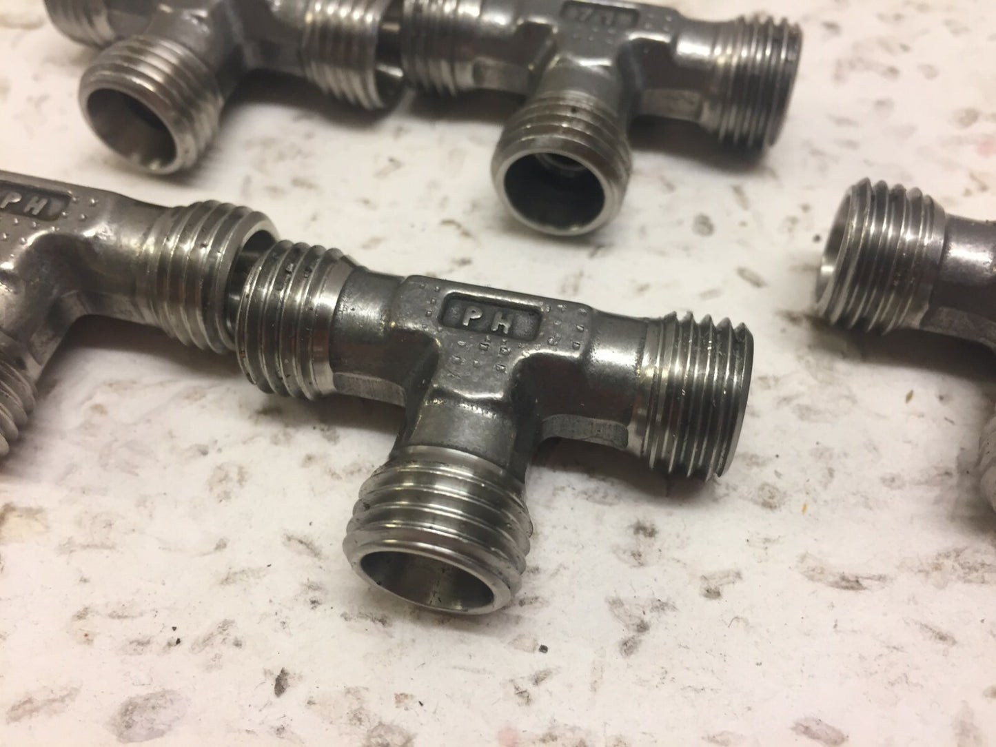 Parker Hannifin PH 71 Union Tee 5x pcs Lot of Used Stainless Steel Fittings