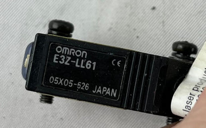 Omron E3Z-LI61 Laser Photoelectric Sensor 10-30VDC Cable Used Spare Unit
