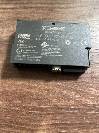 Siemens SIMATIC S7 ET200S 6ES7 132-4BD02-0AA0 4DO Digital Output Module DC24V