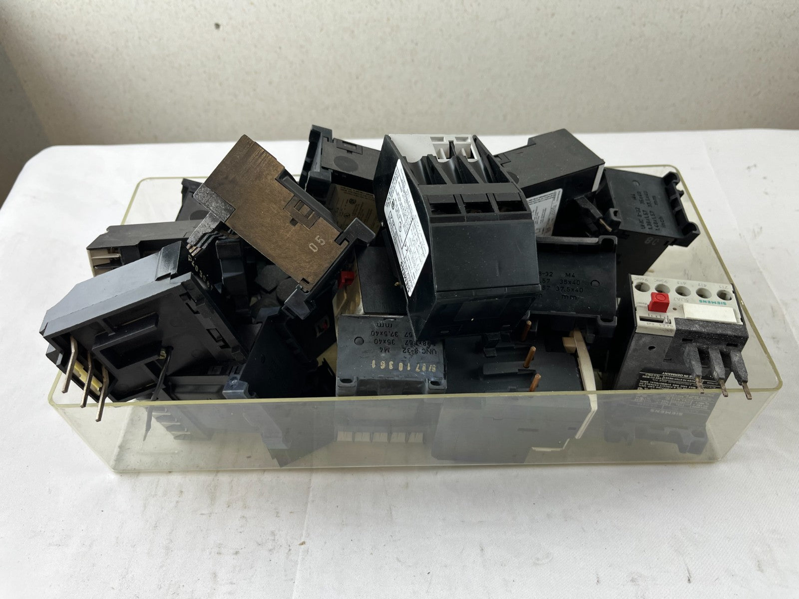 Siemens 3UA Series Thermal Overload Relay Mixed Lot, 16–25 A, Used Bundle Spares