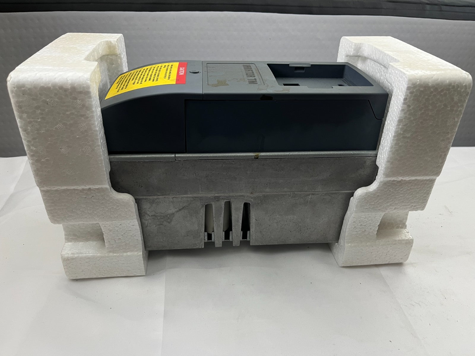 Variator TM Power Supply Unit PSU004NF1N1 3-Phase 380–500V 10A New Spare Part