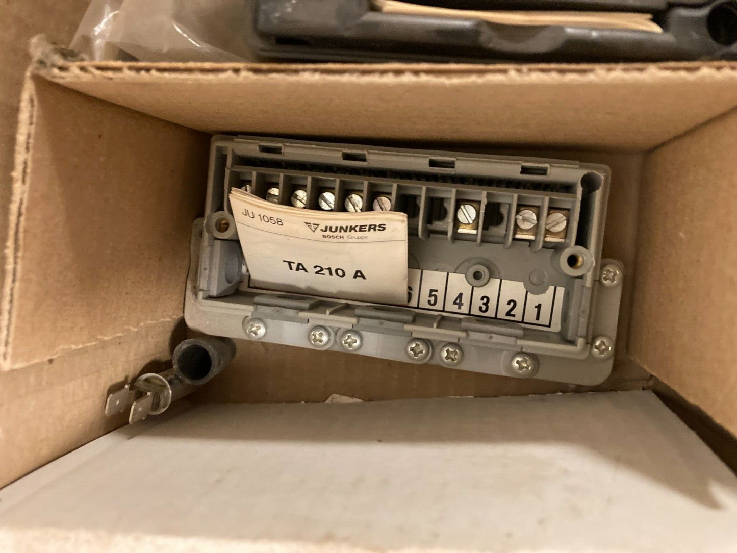 Junkers Bosch TA 21K Gas Boiler Temperature Controller NOS PN: 7744901019