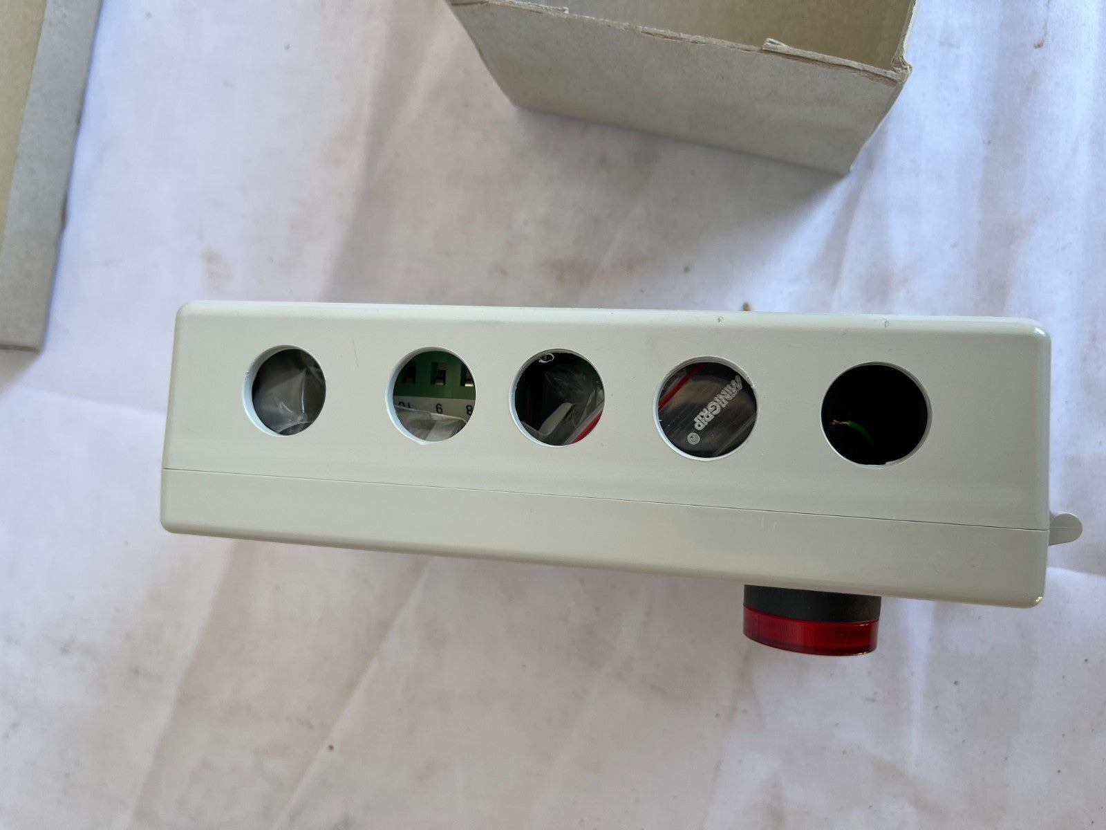 DISA NFUA 2 Ventilation Alarm Panel 3 Red Lamps New Spare Unit Danish