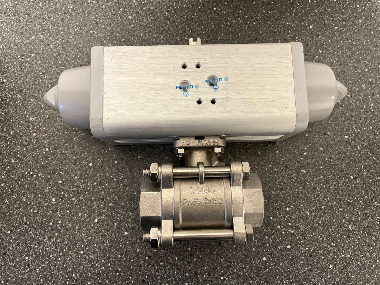 Festo VZBA 1-1/4" Stainless Steel Pneumatic Ball Valve Actuator VZBA-63-T-22
